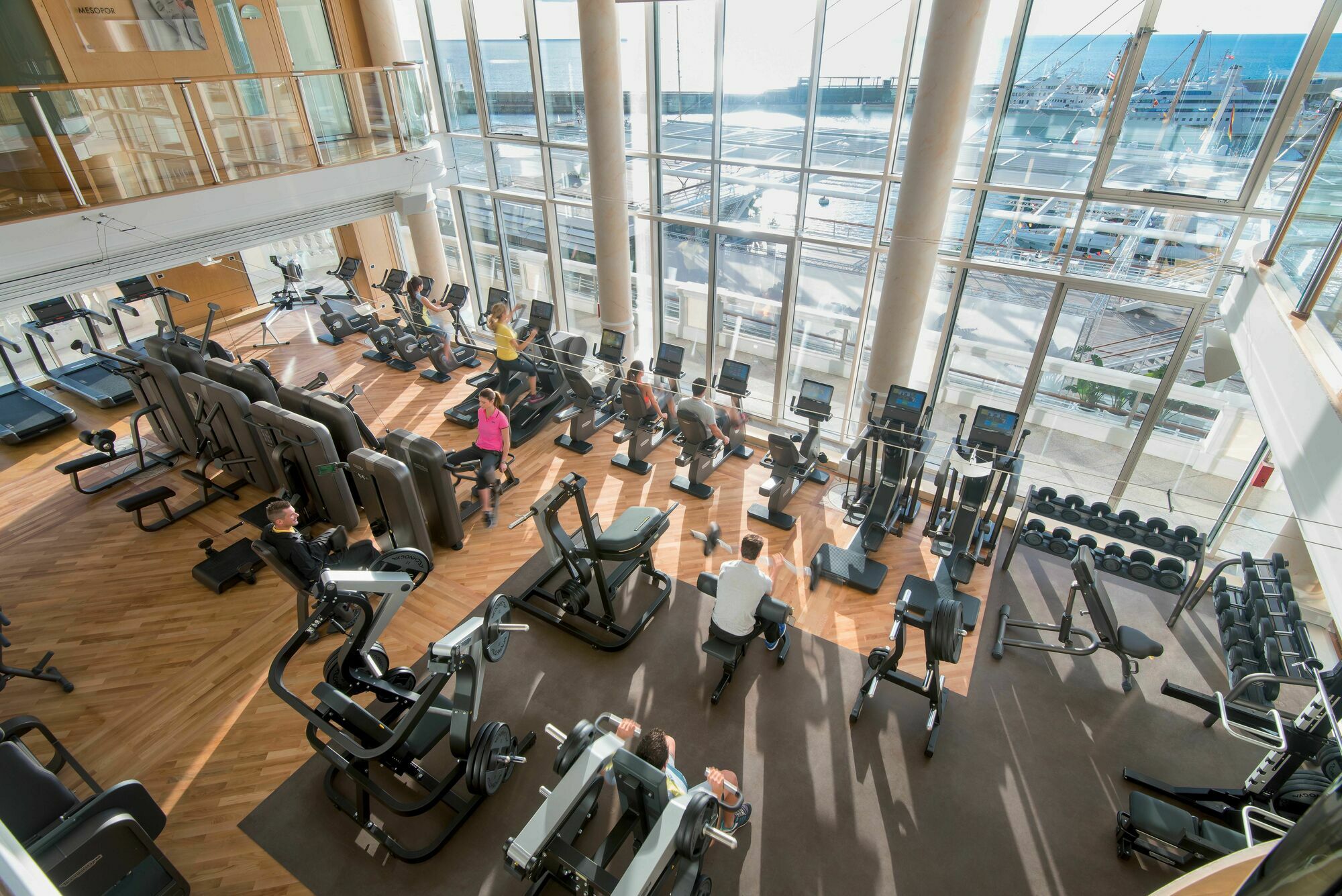 Hotel Hermitage Monte-Carlo Exterior foto The gym at the 108th floor